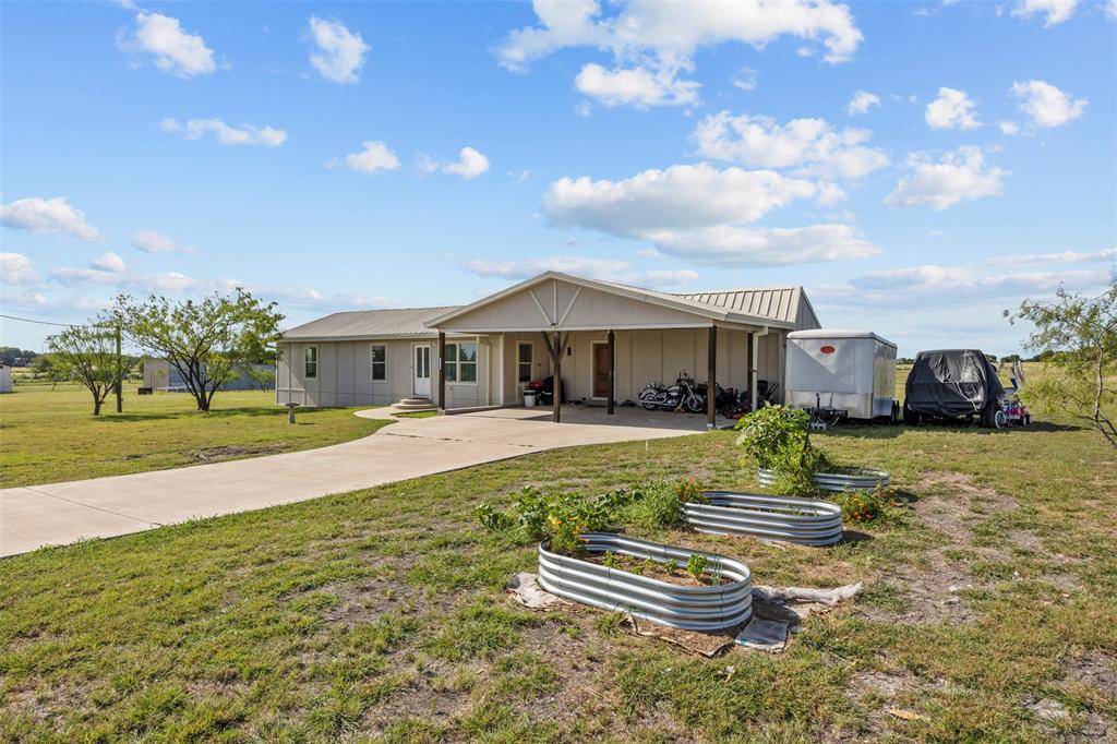 235 Alton Lane, Ennis, TX 75119