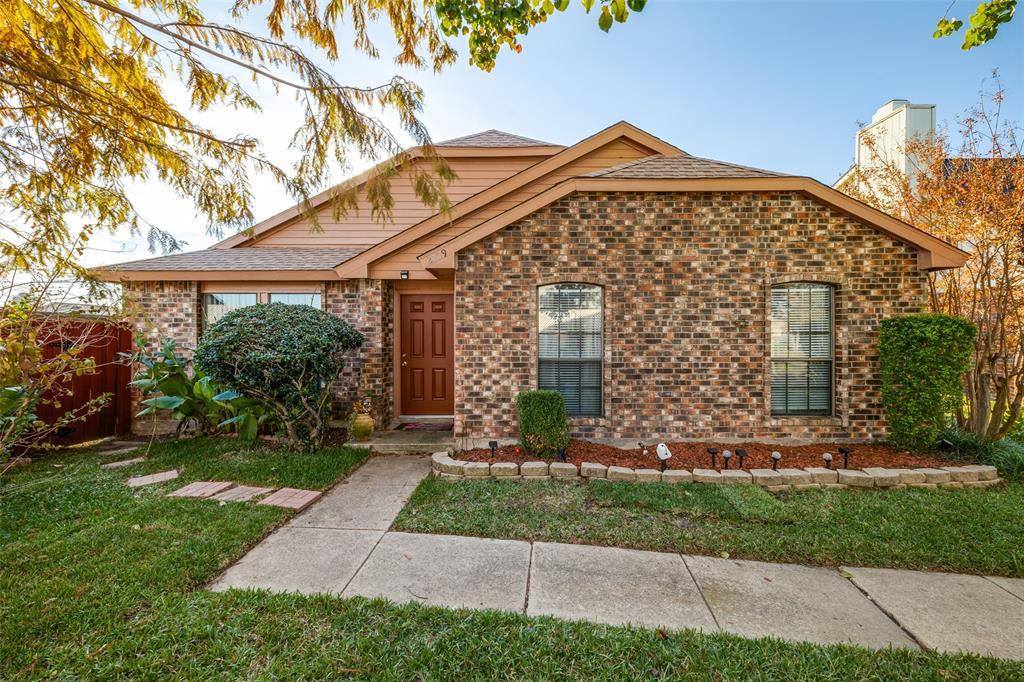 2709 Deer Creek Court, Garland, TX 75040