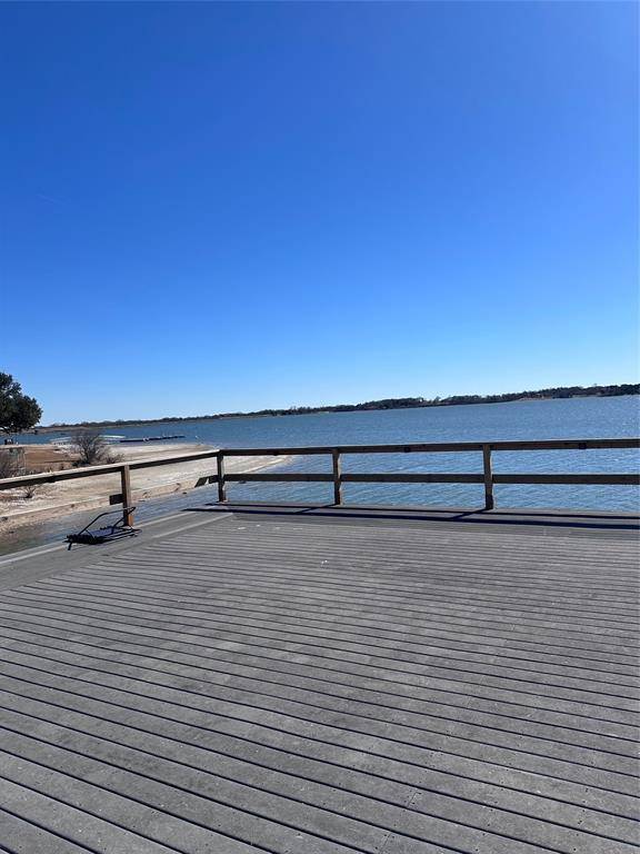 119 Lakeshore Drive, Waxahachie, TX 75165