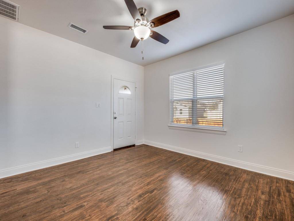 4306 Jamaica Street, Dallas, TX 75210