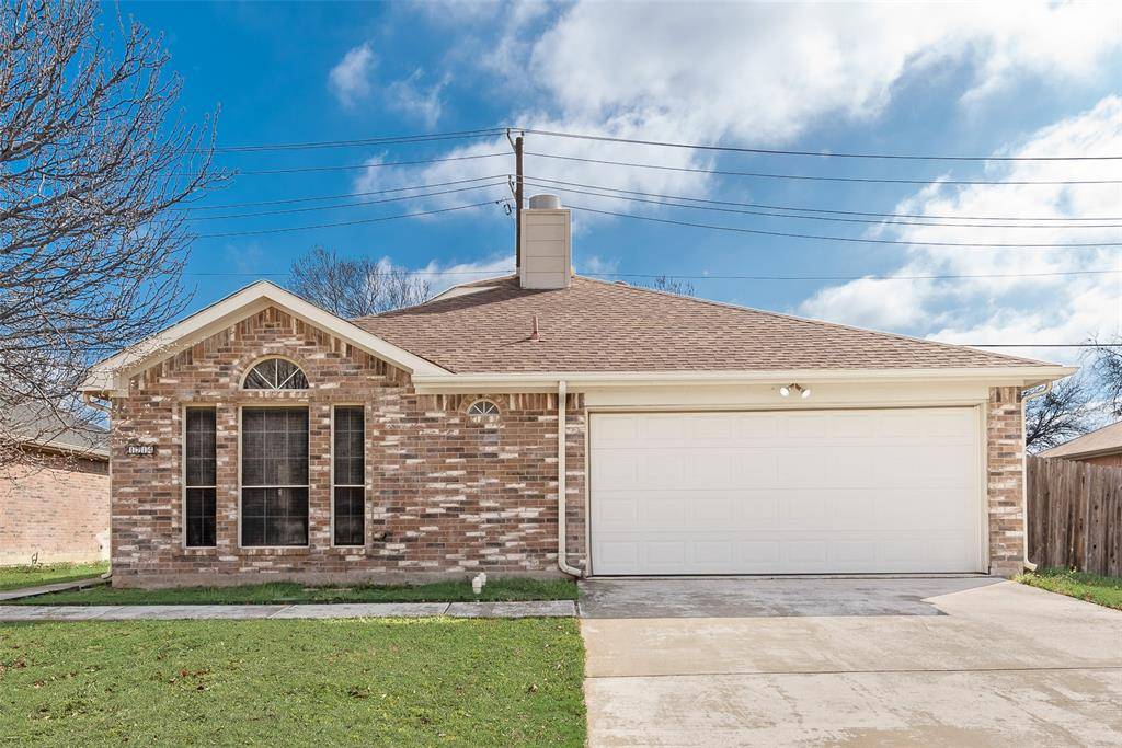 1214 Misty Meadow Drive, Midlothian, TX 76065