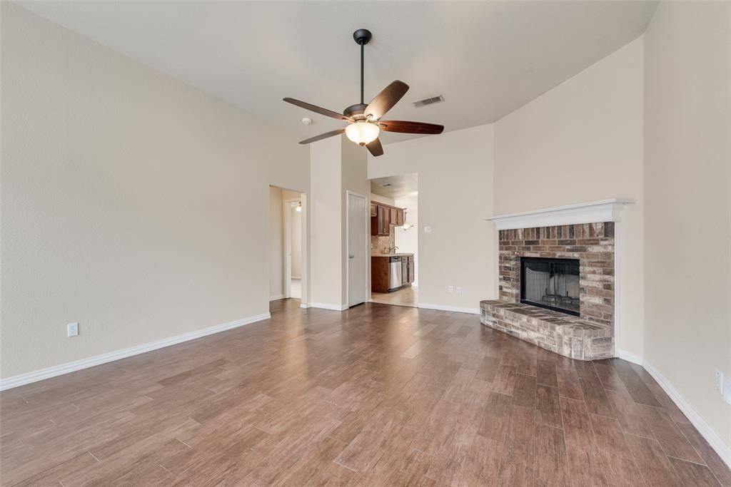 1214 Misty Meadow Drive, Midlothian, TX 76065