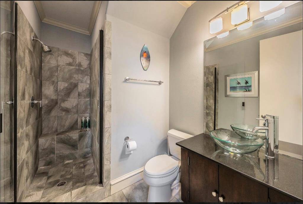 3827 Holland Avenue #B, Dallas, TX 75219