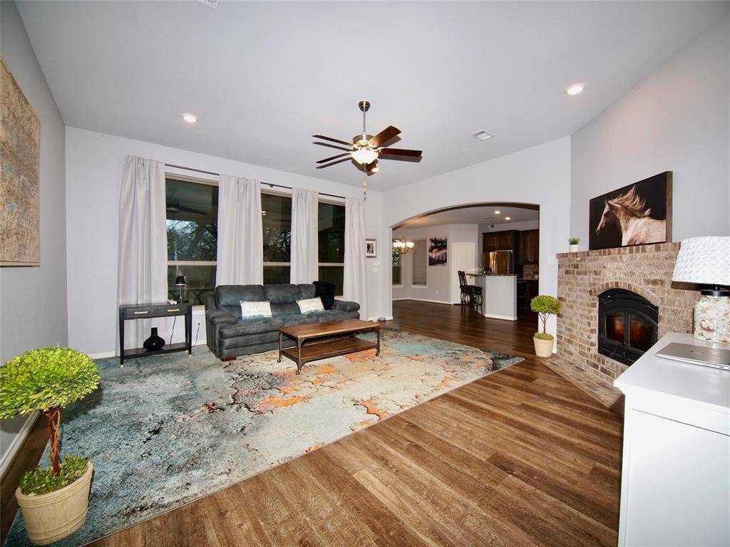 816 N College Street, Bryson, TX 76427