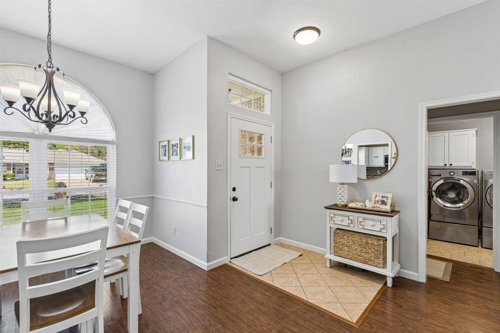 906 Bayfield Drive, Denton, TX 76209