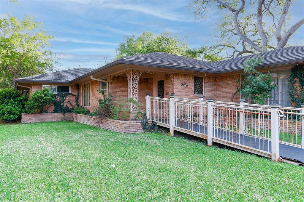 6134 Monticello Avenue, Dallas, TX 75214