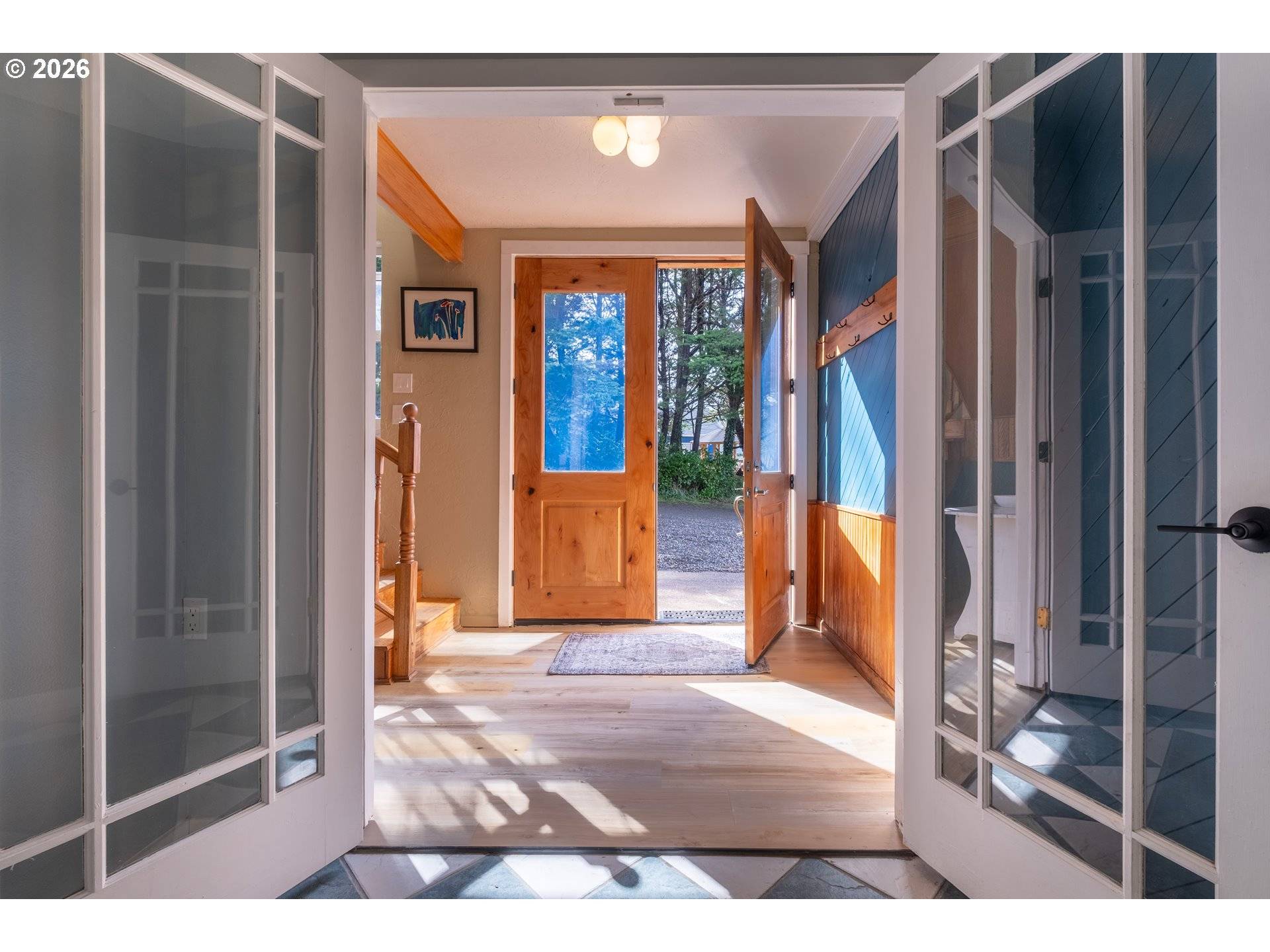 432 N YODEL LN, Otis, OR 97368