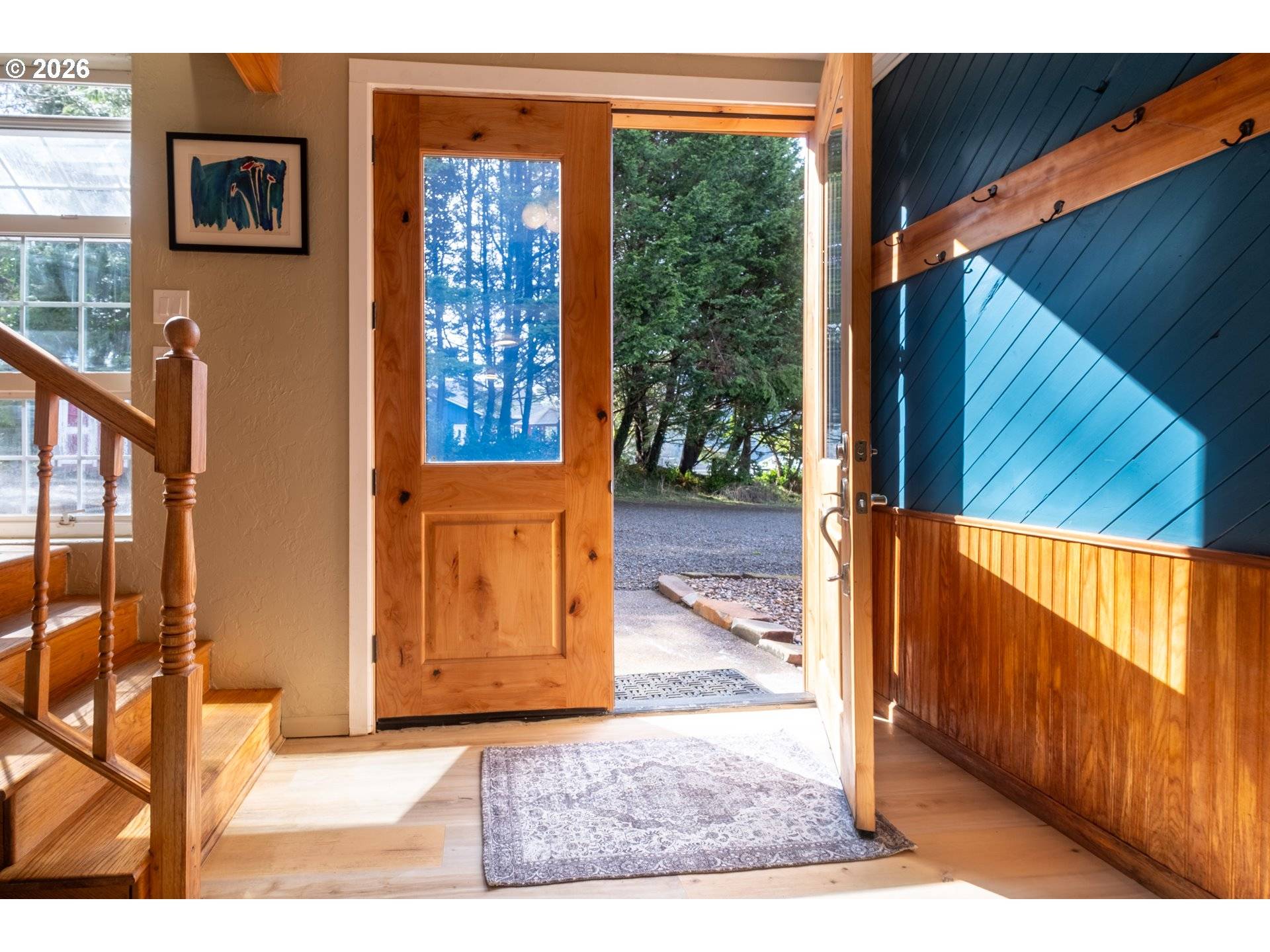 432 N YODEL LN, Otis, OR 97368