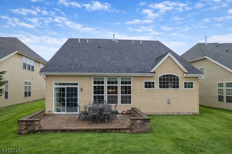 47 Schindler Ct, Franklin Twp., NJ 08873