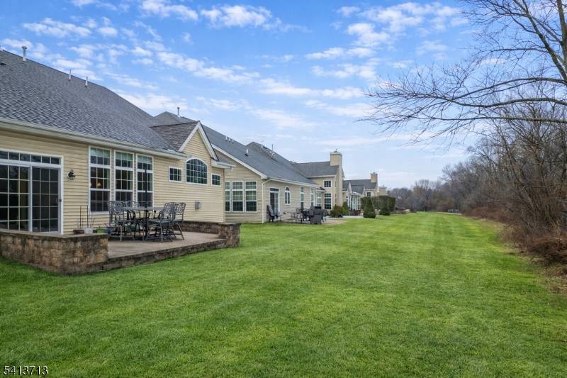 47 Schindler Ct, Franklin Twp., NJ 08873