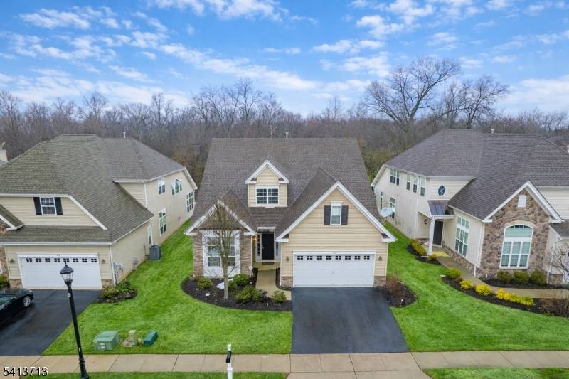 47 Schindler Ct, Franklin Twp., NJ 08873