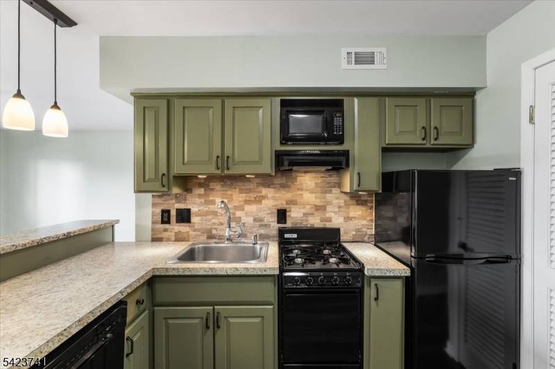 4 Alta Ct #5, Vernon Twp., NJ 07462