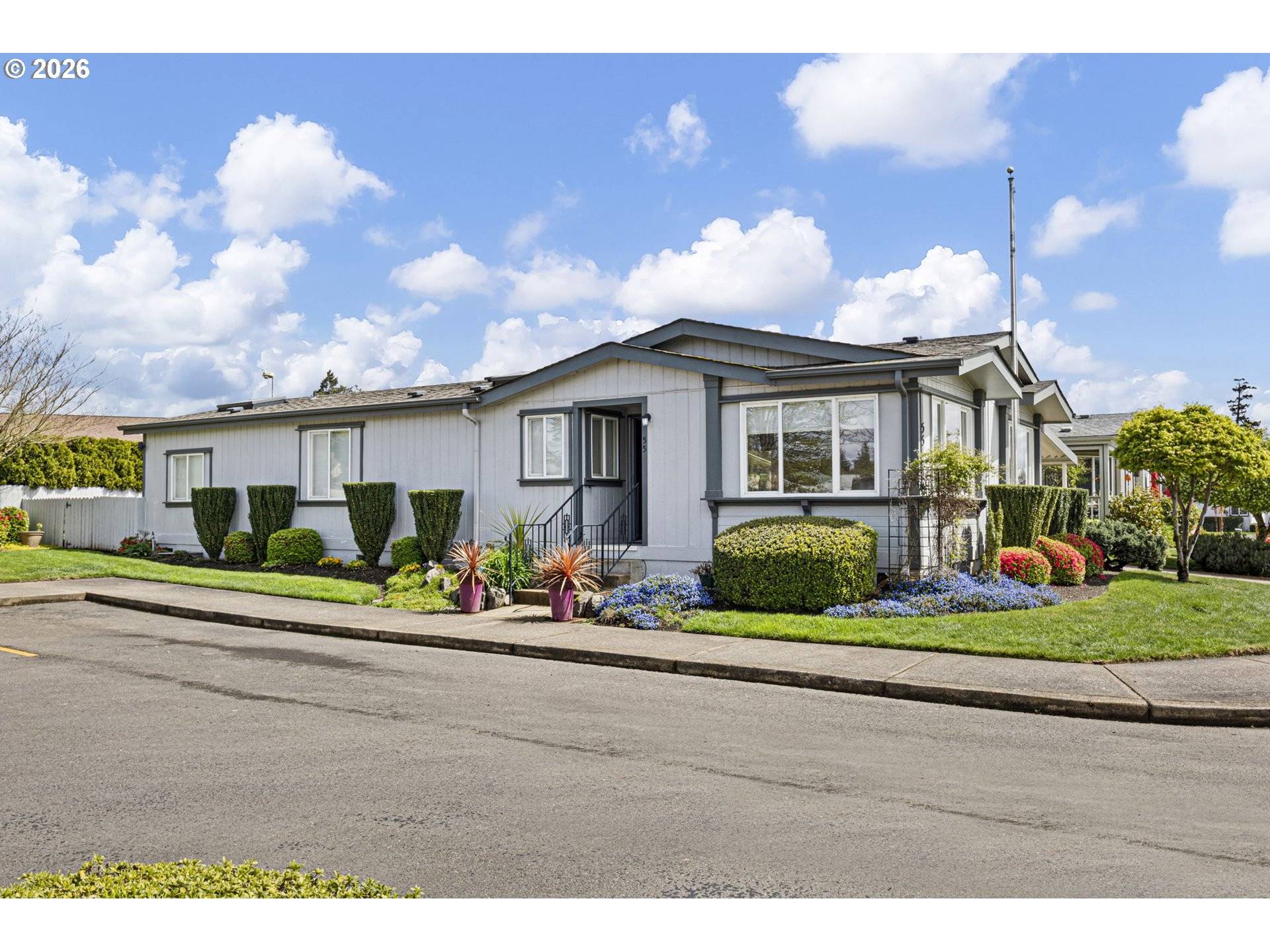 3355 N DELTA HWY #55, Eugene, OR 97408