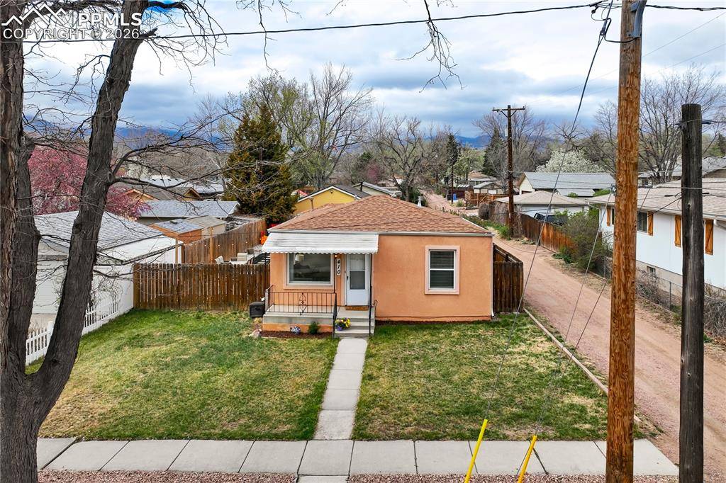 410 N 17th ST, Colorado Springs, CO 80904