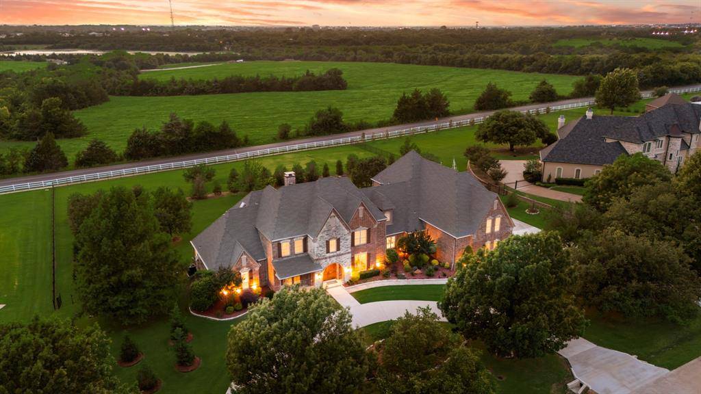 1900 Broken Lance Lane, Rockwall, TX 75032