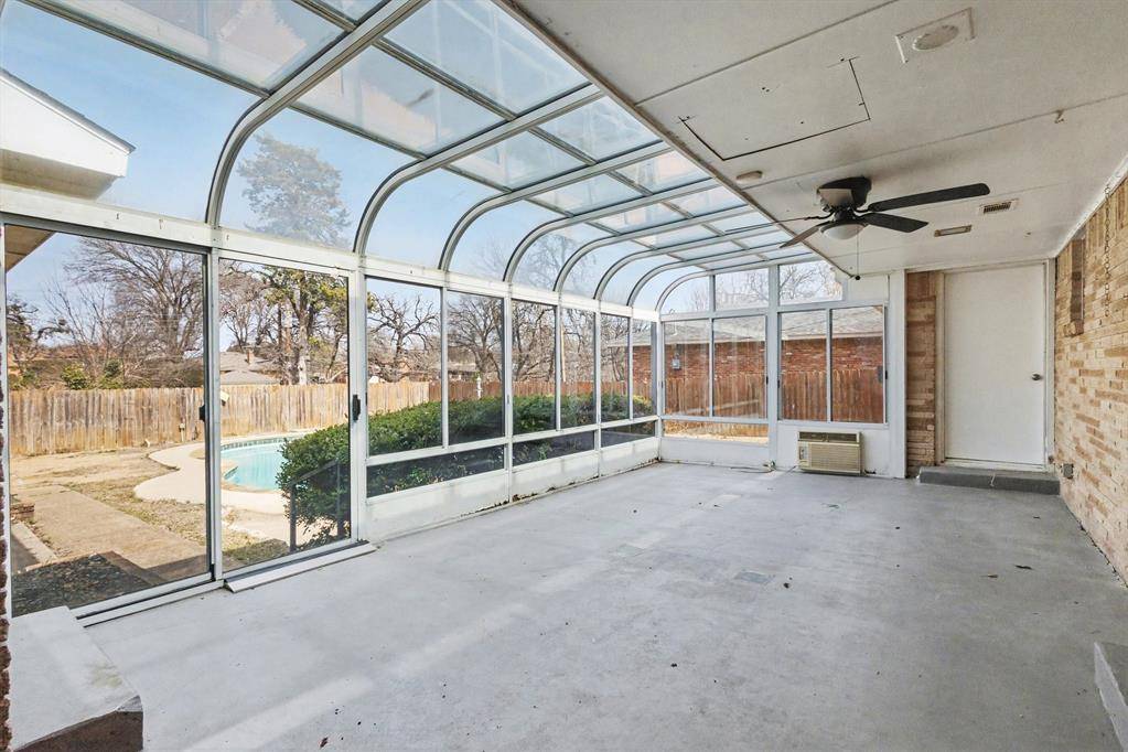 531 Brook Valley Lane, Dallas, TX 75232