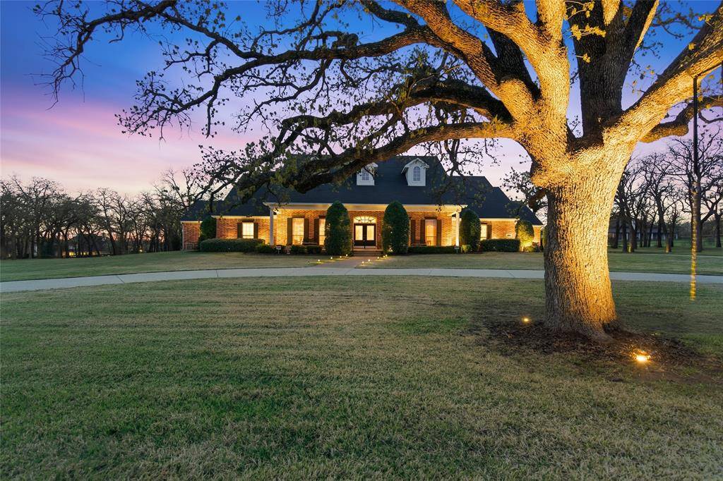 519 E Hickory Ridge Circle, Argyle, TX 76226