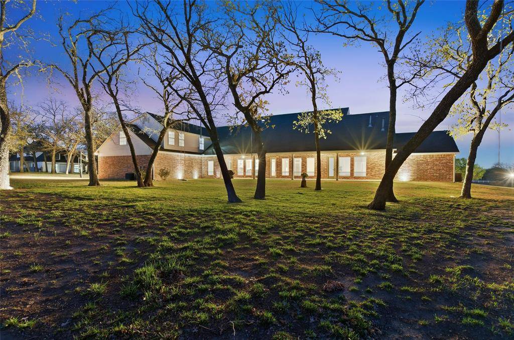 519 E Hickory Ridge Circle, Argyle, TX 76226