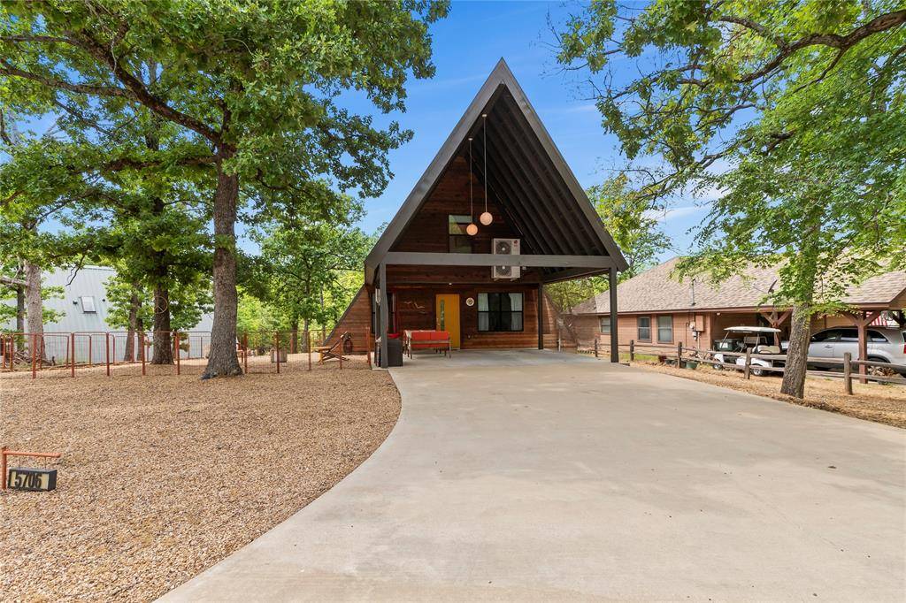 5706 Point Lavista, Malakoff, TX 75148