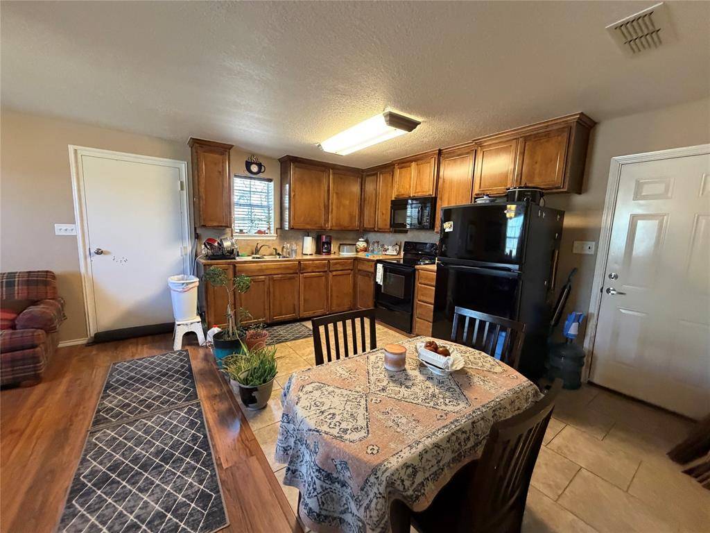 2209 Fm 18, Clyde, TX 79510