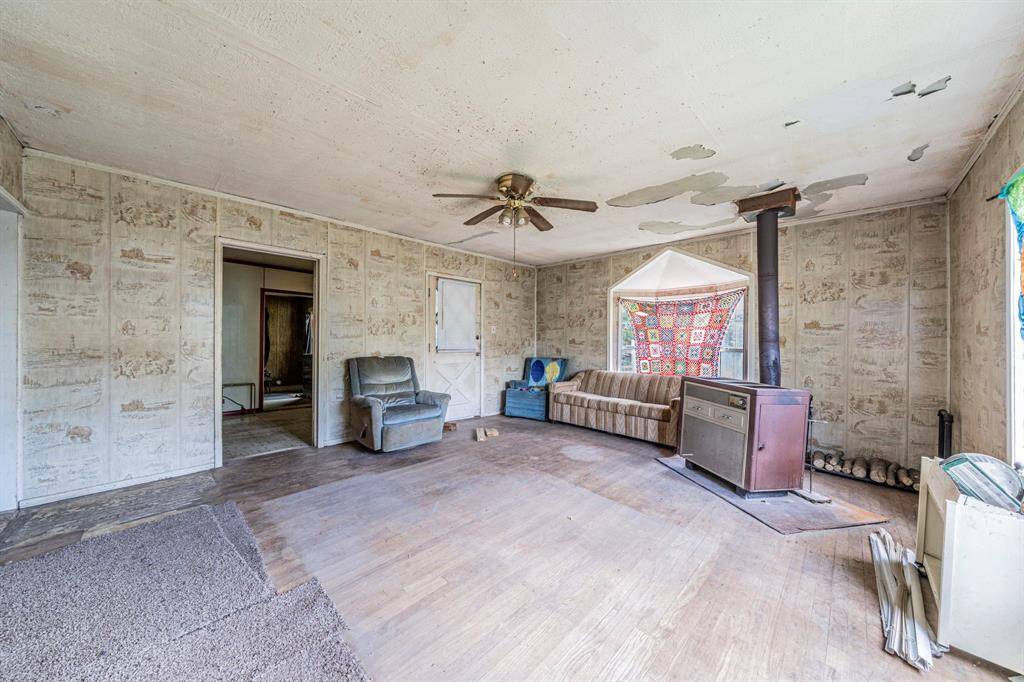 1424 James Drive, Kaufman, TX 75142