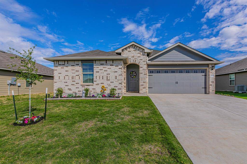 7017 Canadian Drive, China Spring, TX 76633