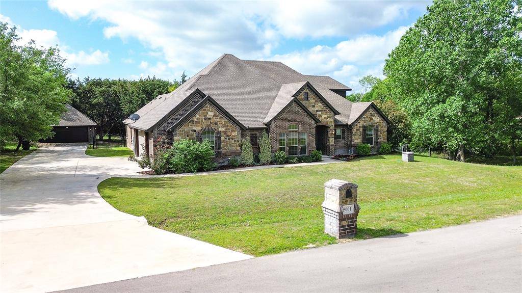 5001 Oak Mill Drive, Fort Worth, TX 76135