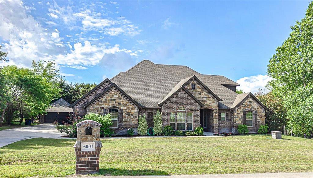 5001 Oak Mill Drive, Fort Worth, TX 76135