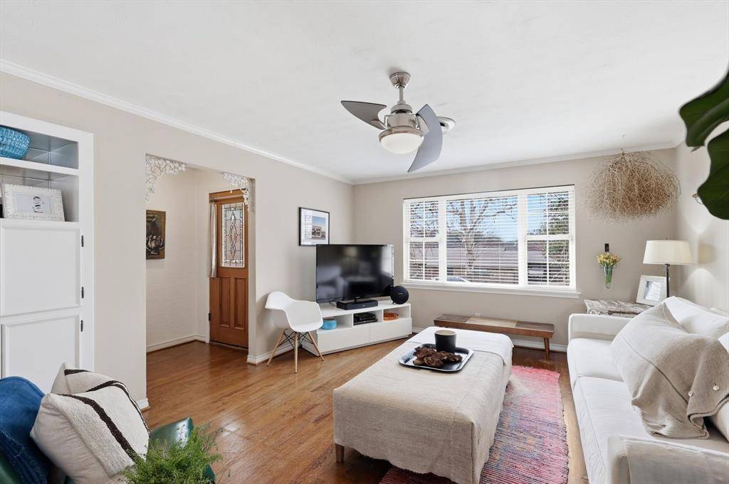 10029 Shadyview Drive, Dallas, TX 75238