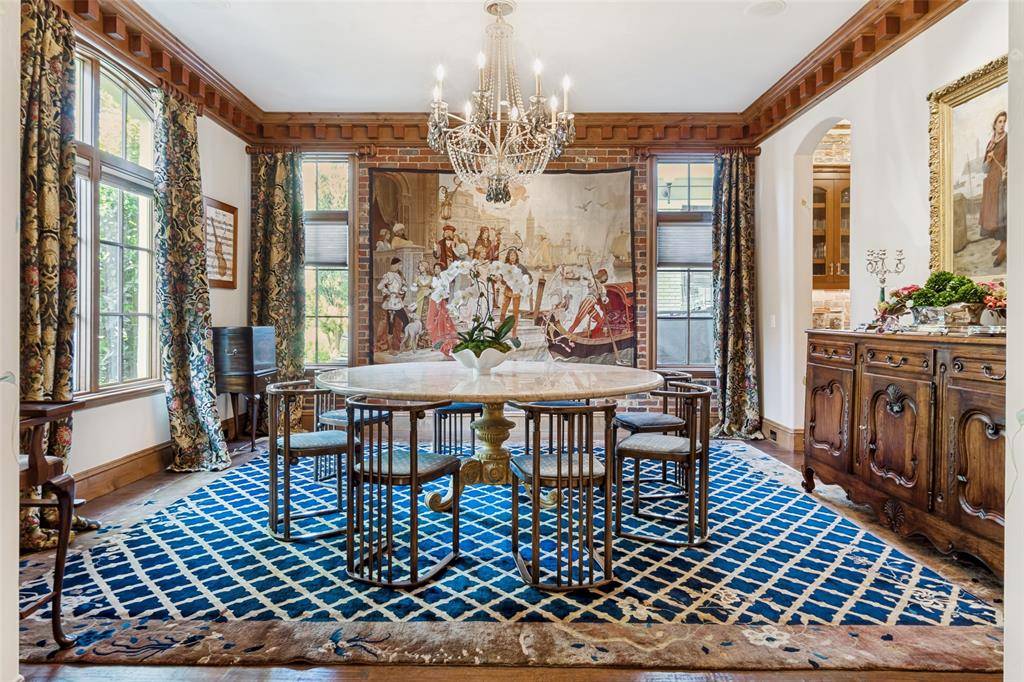 4327 Irving Avenue, Dallas, TX 75219