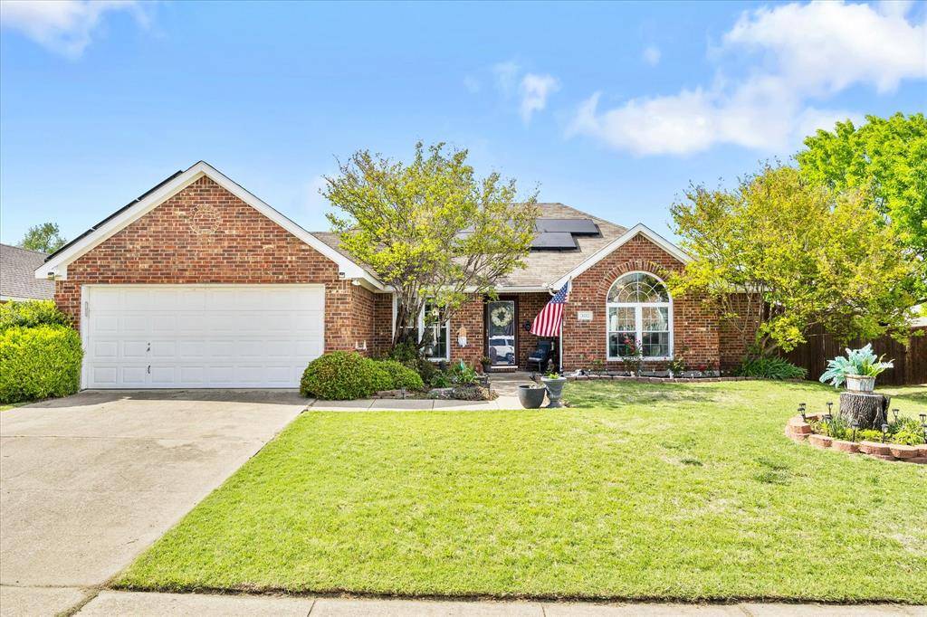 302 Glen Oak Trail, Forney, TX 75126