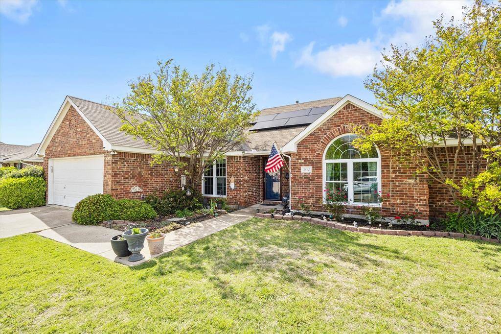 302 Glen Oak Trail, Forney, TX 75126