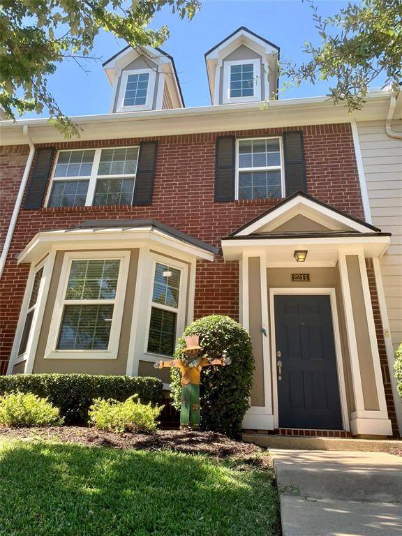 2211 Carlisle Street, Bedford, TX 76021