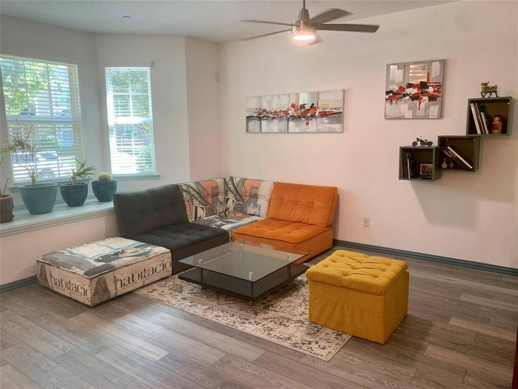 2211 Carlisle Street, Bedford, TX 76021