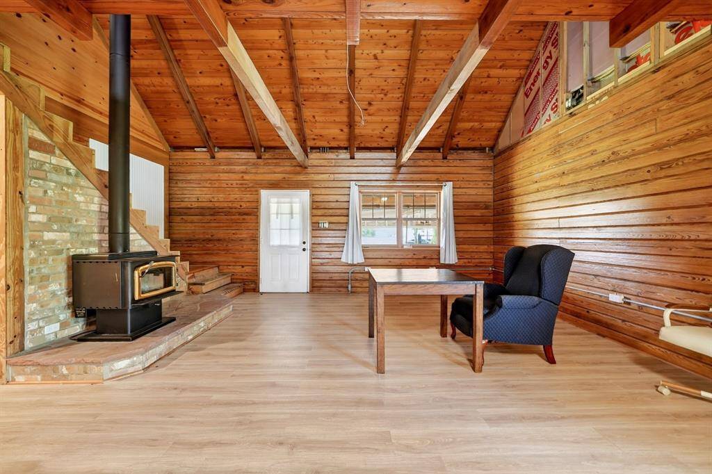 858 County Road 1006, Celeste, TX 75423