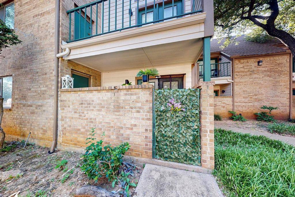 2311 Basil Drive #C103, Arlington, TX 76006