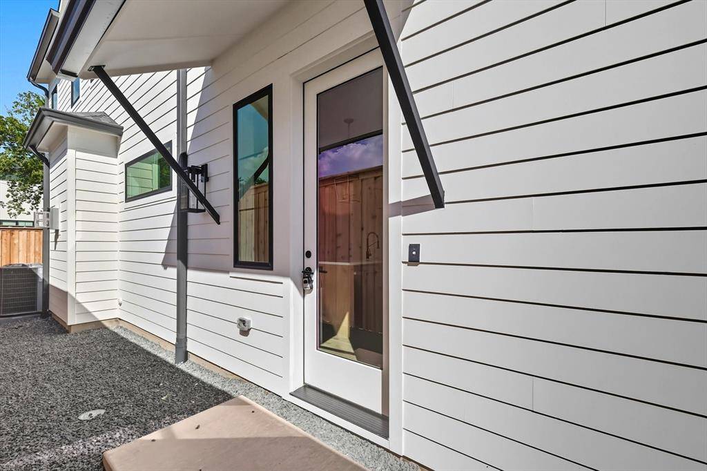 4525 Hopkins Avenue, Dallas, TX 75209