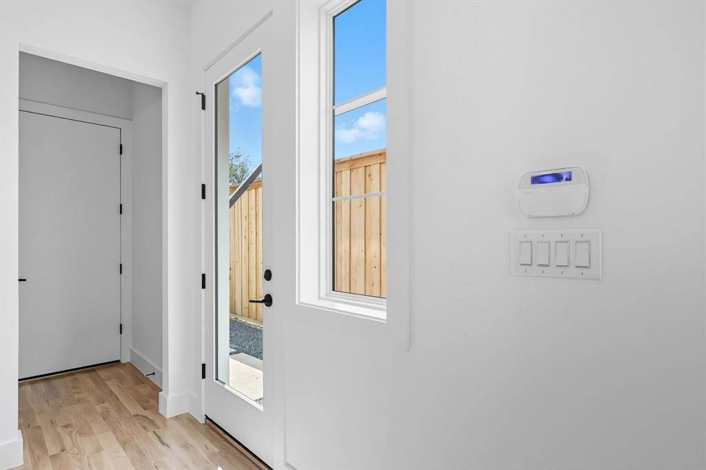 4525 Hopkins Avenue, Dallas, TX 75209