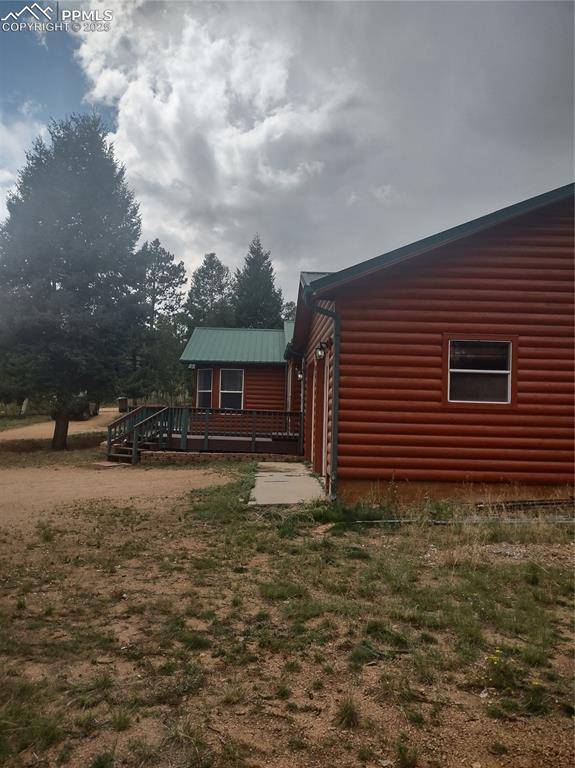 350 Brooks LN, Woodland Park, CO 80863