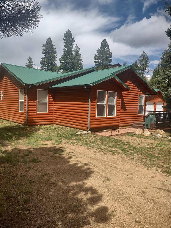 350 Brooks LN, Woodland Park, CO 80863