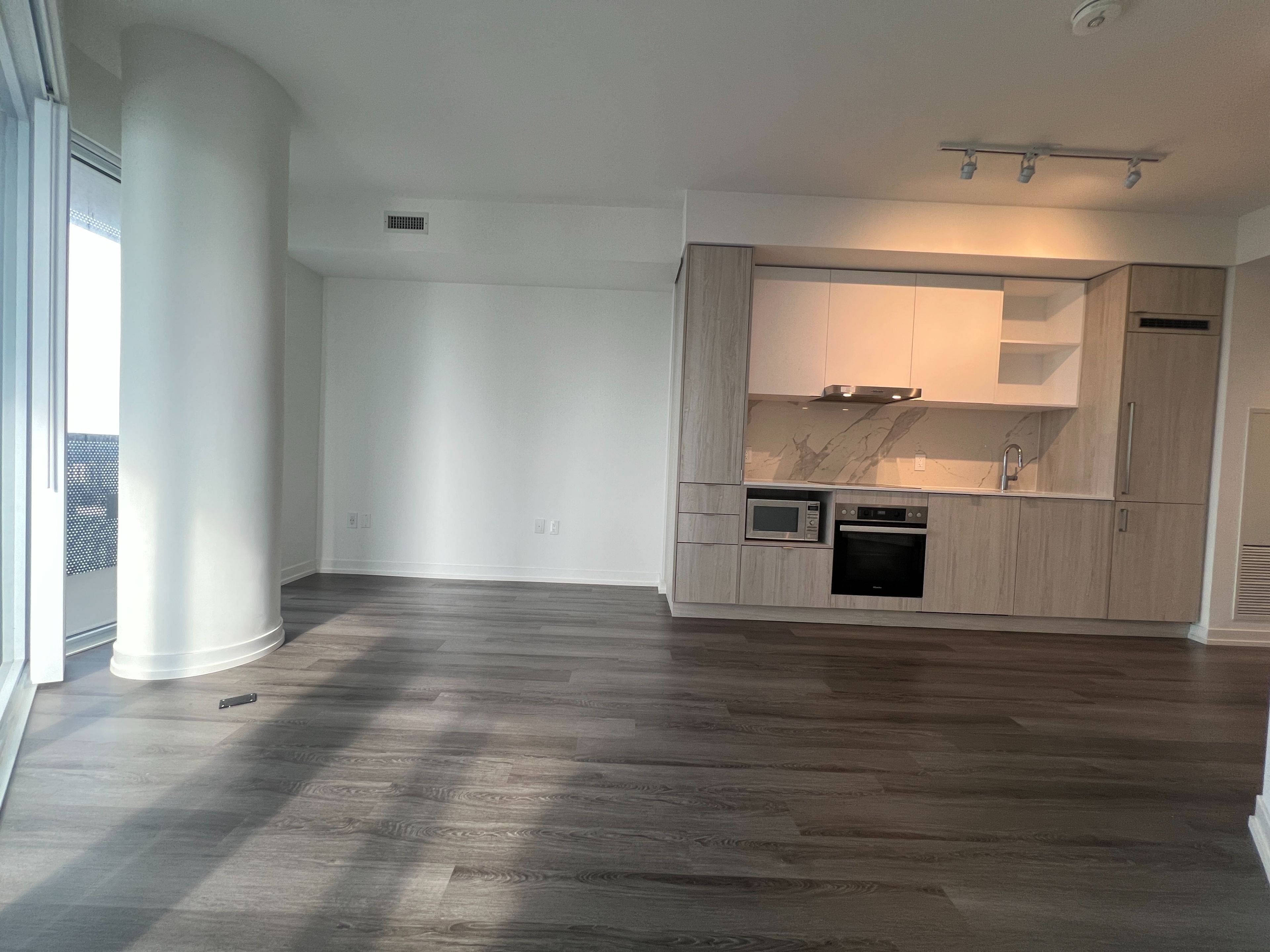 138 Downes ST #6212, Toronto C01, ON M5E 0E4