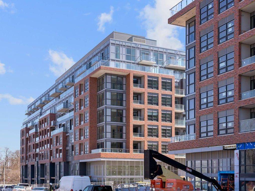 1635 Military TRL #608, Toronto E10, ON M1C 1B2