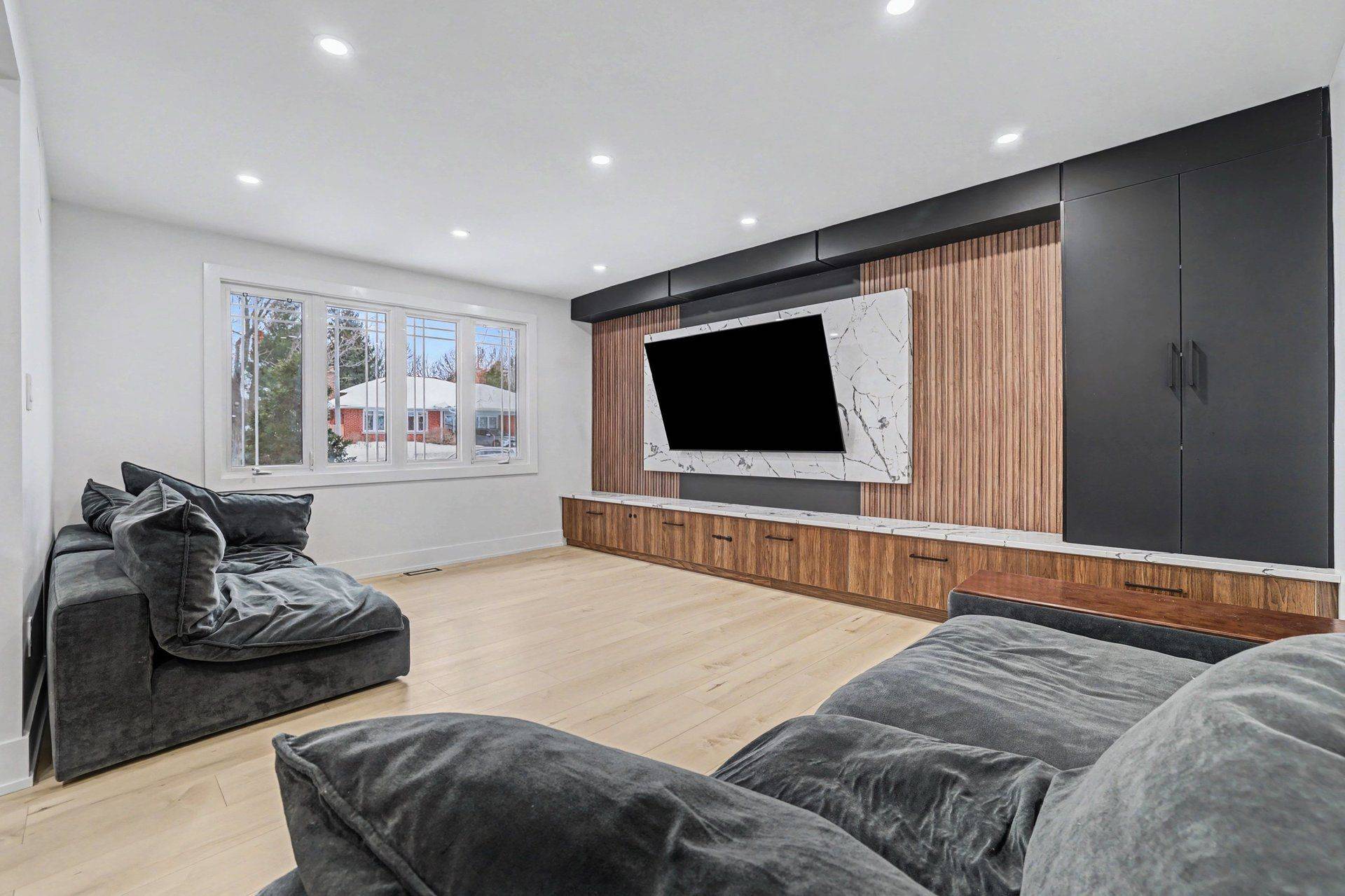 1465 MCROBIE AVE, Alta Vista And Area, ON K1H 7E2