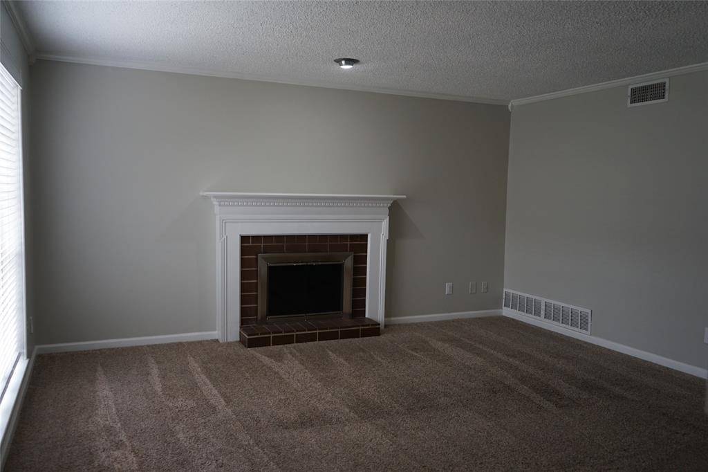 2443 N Graham Drive, Arlington, TX 76013