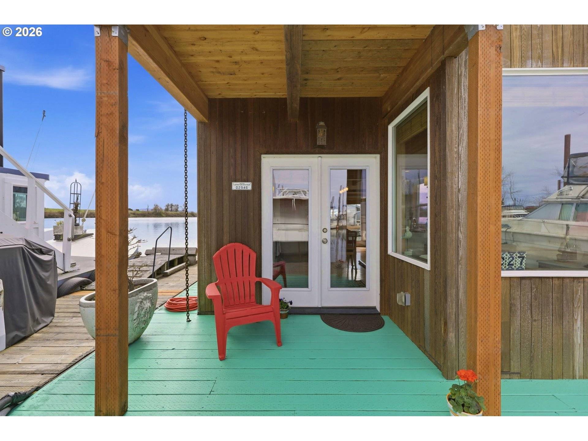 34326 JOHNSONS LANDING RD #C-27, Scappoose, OR 97056