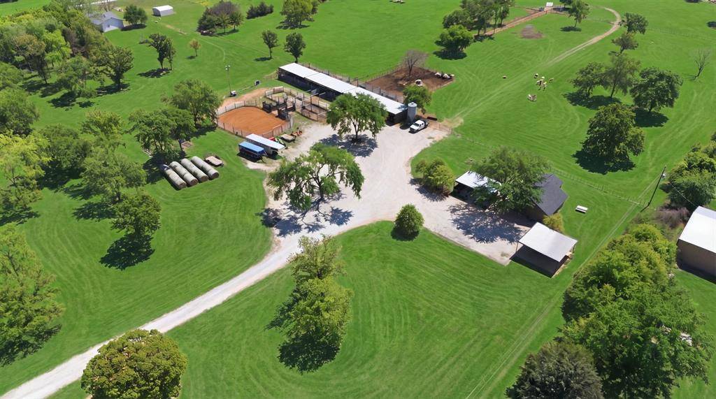 10642 Fm 902, Collinsville, TX 76233