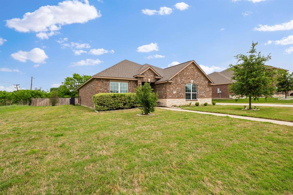 719 Milas Lane, Glenn Heights, TX 75154