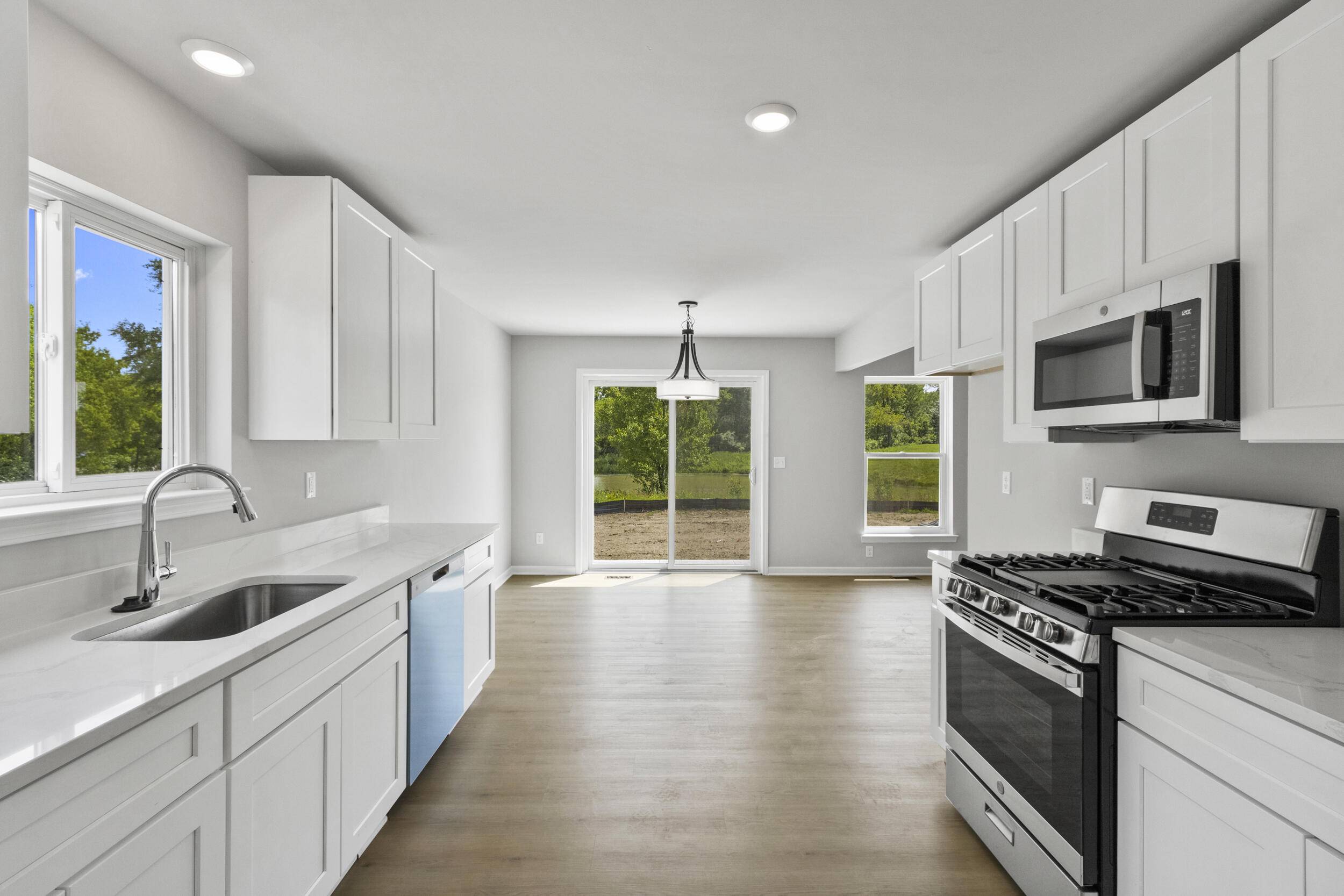 31529 Augusta DR #72, Romulus, MI 48174