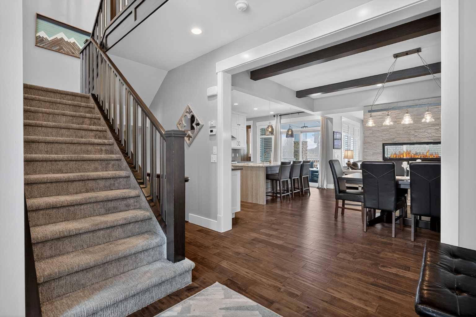 616 Coopers CRES SW, Airdrie, AB T4B 0X5