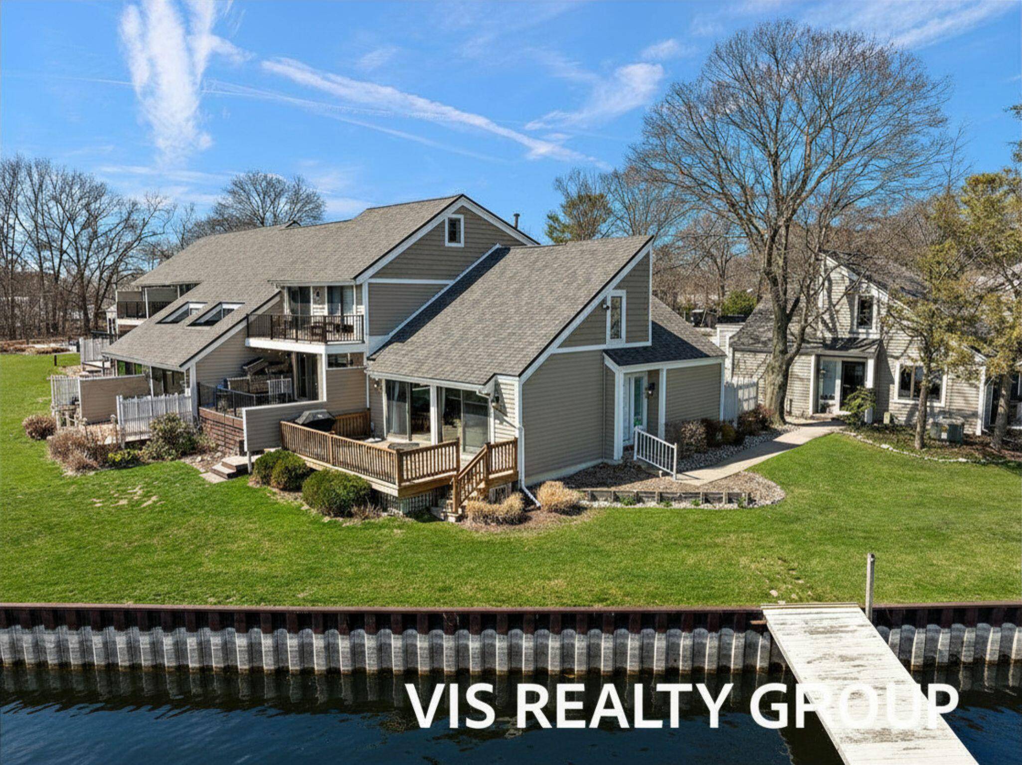 570 Wind Drift LN #25, Spring Lake Vllg, MI 49456